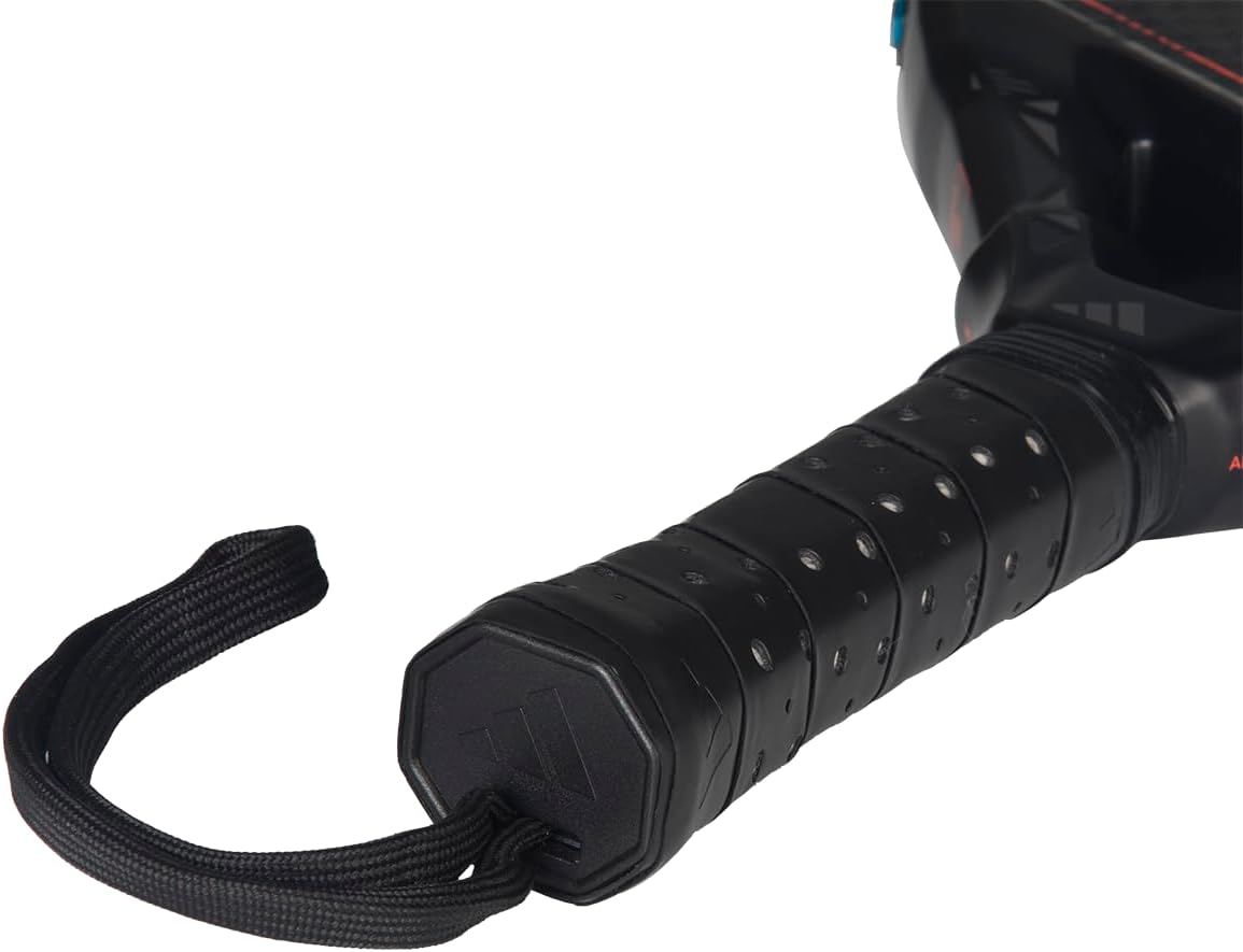 Adidas Metalbone HRD+ 2026 Review: Ale Galán's Most Powerful Padel Weapon Yet 5 Adidas Metalbone HRD+ 2026 with bag